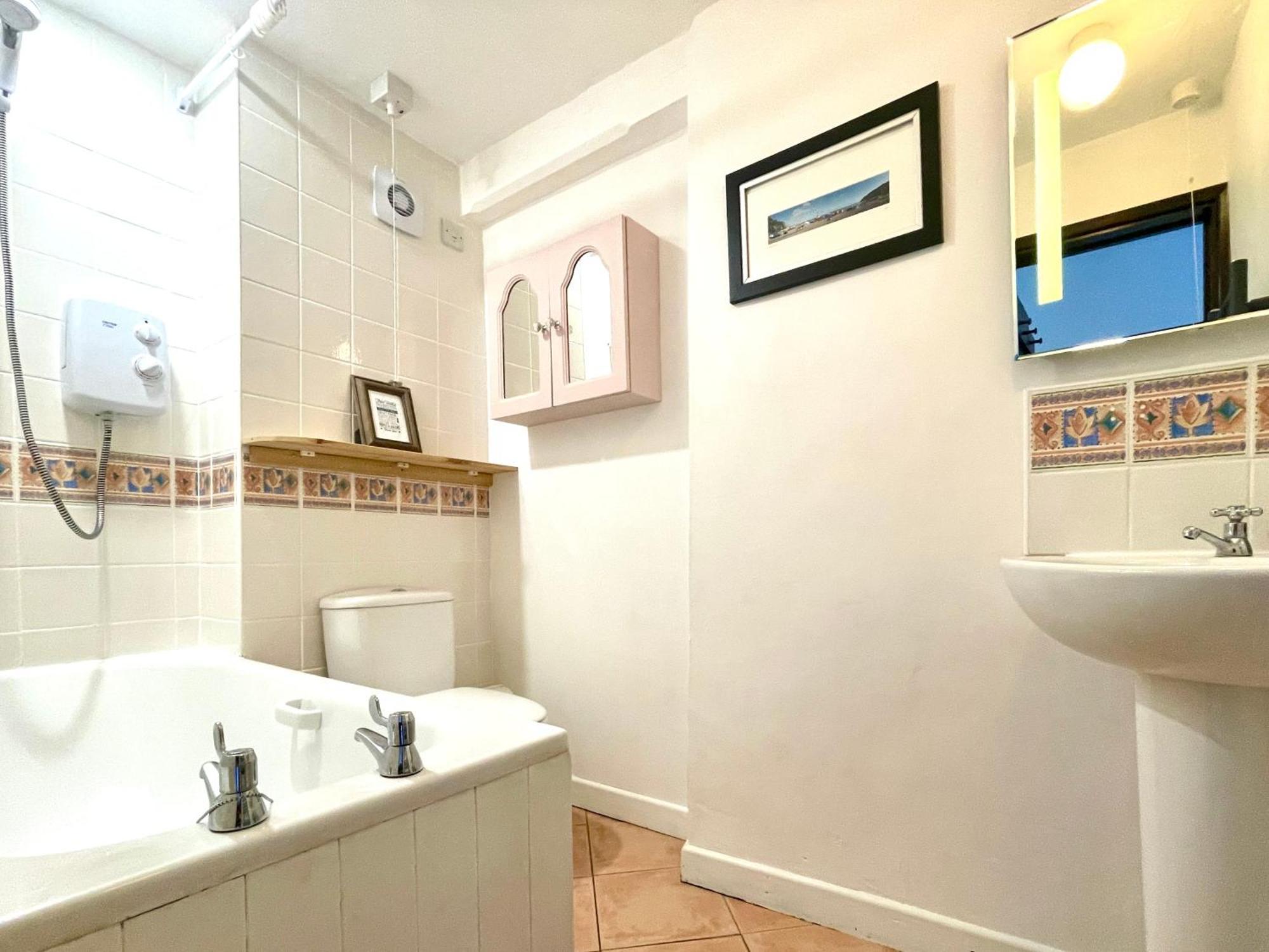 Lake Villa Holiday Cottages Holsworthy Dış mekan fotoğraf