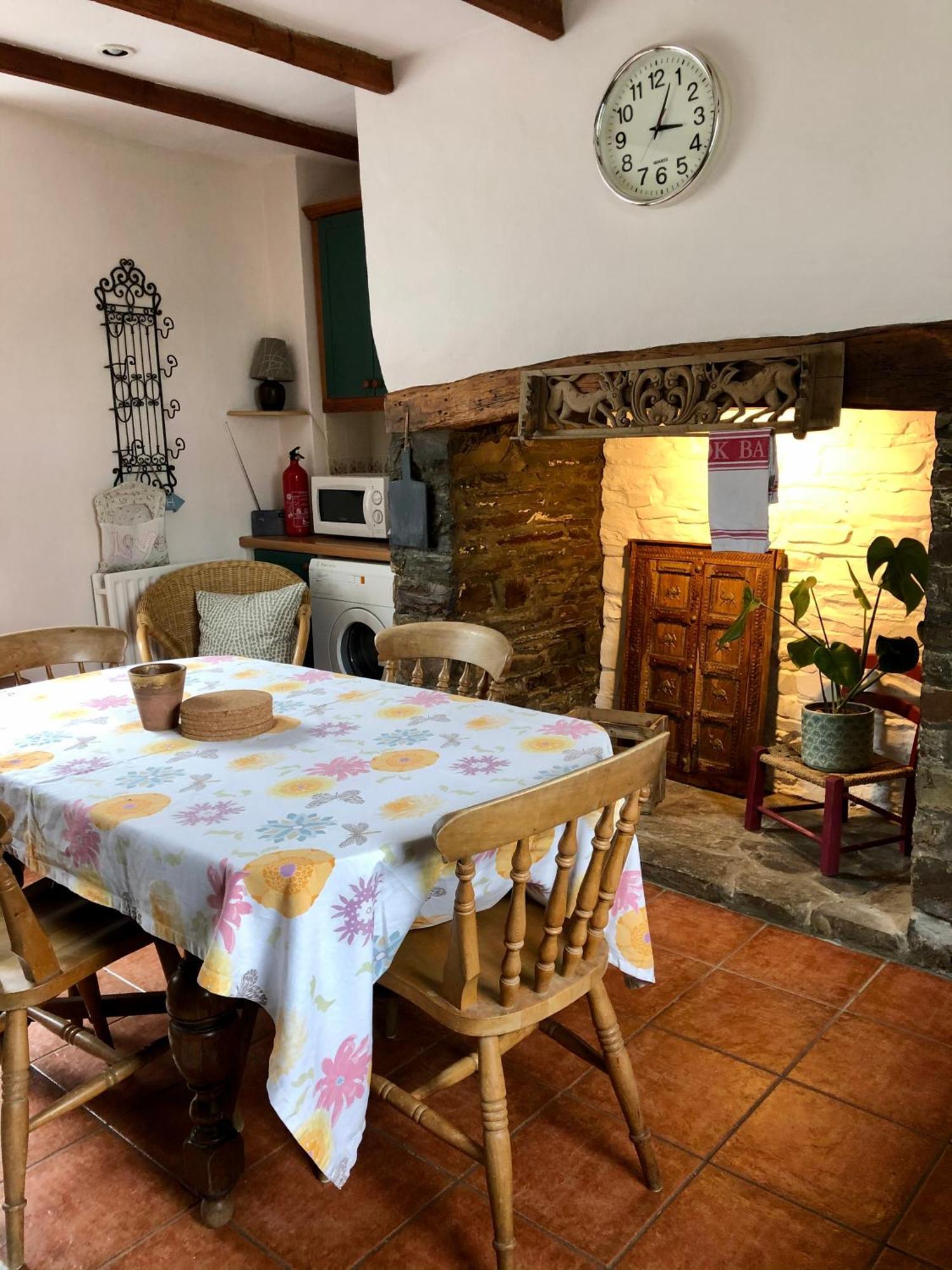 Lake Villa Holiday Cottages Holsworthy Dış mekan fotoğraf