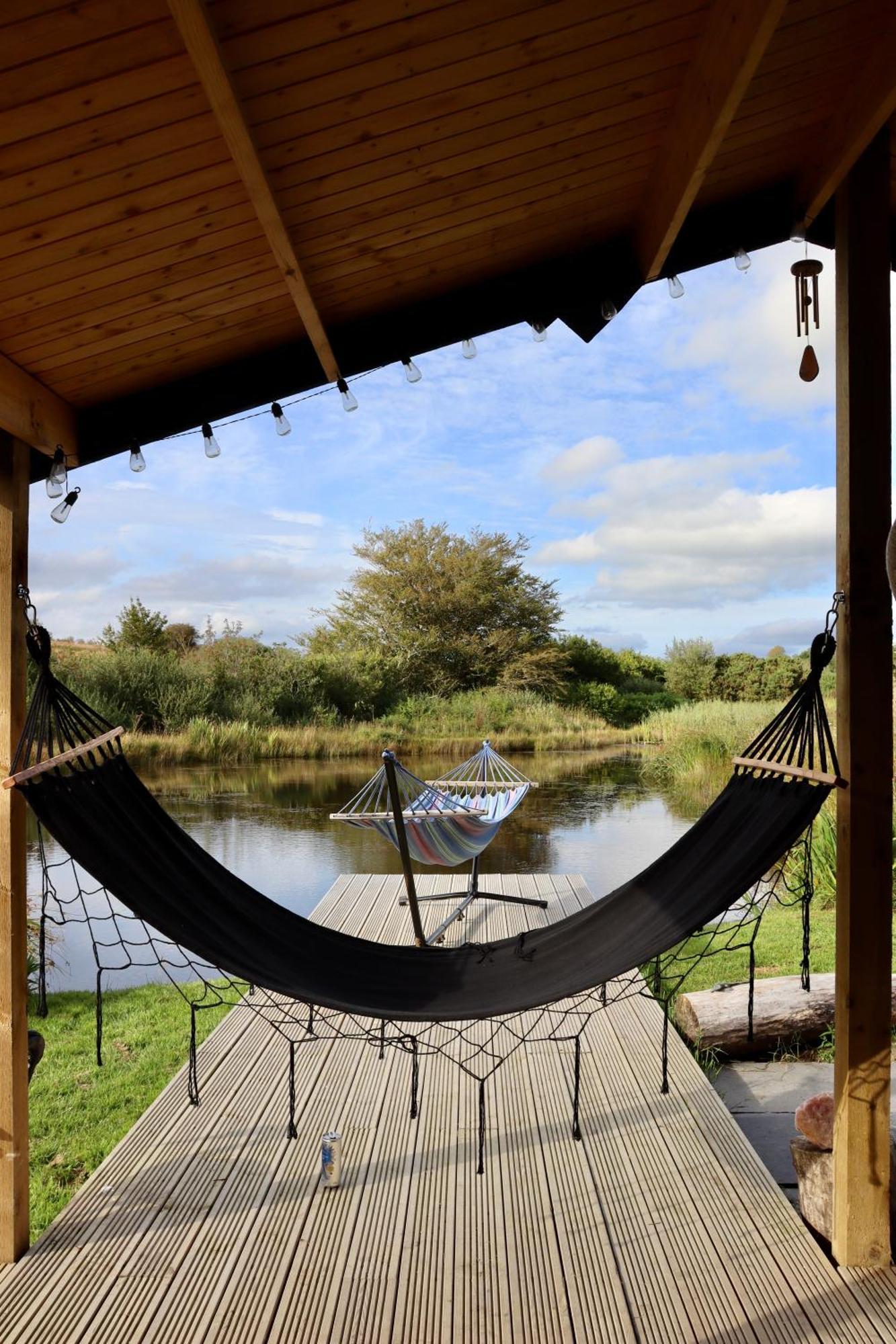 Lake Villa Holiday Cottages Holsworthy Dış mekan fotoğraf
